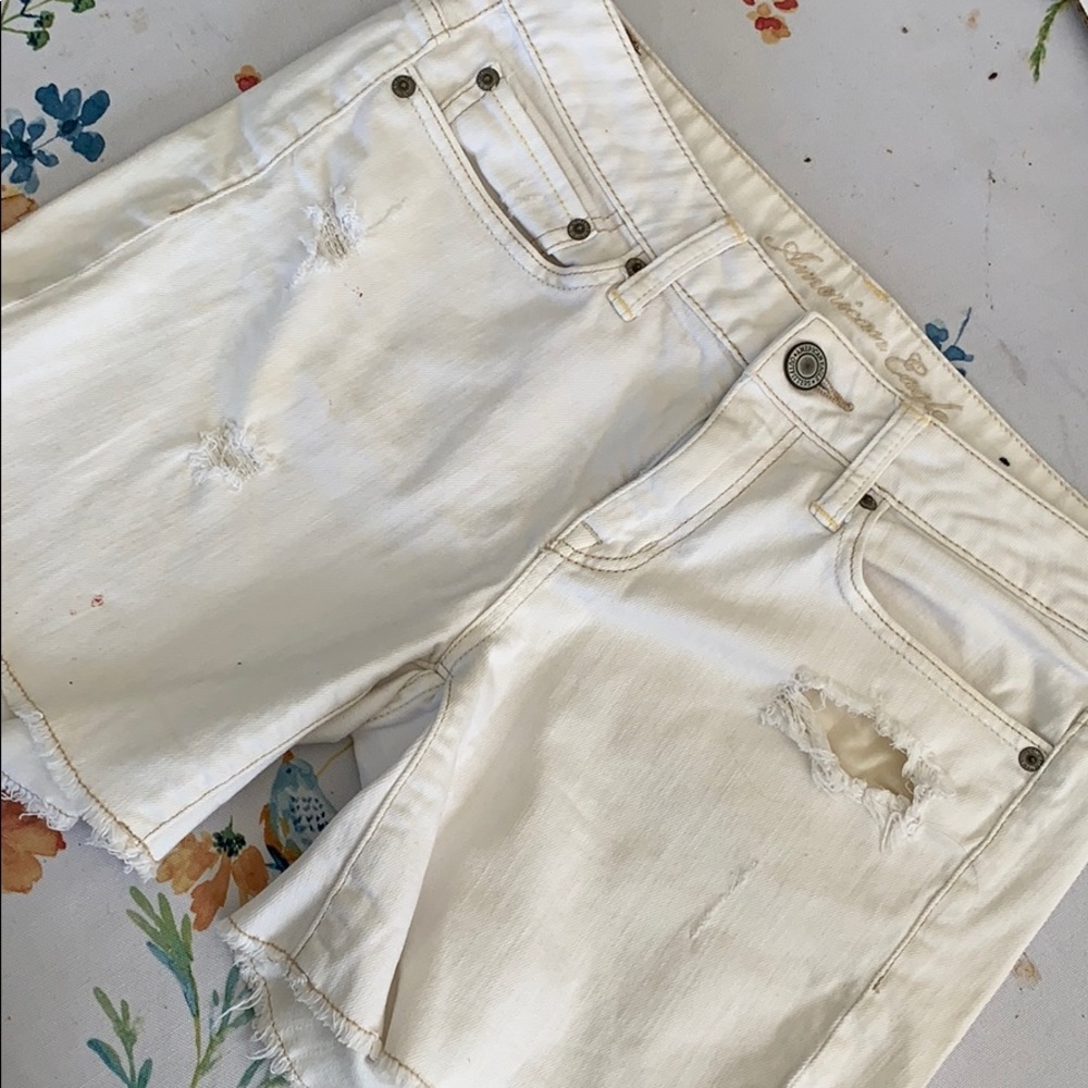 White American Eagle Distressed Tomgirl Shorts